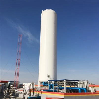 מיכל אחסון קריוגני LNG אנכי